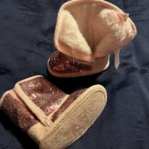 Sherpa Beach Style Baby Sequin Pink Boot EUC